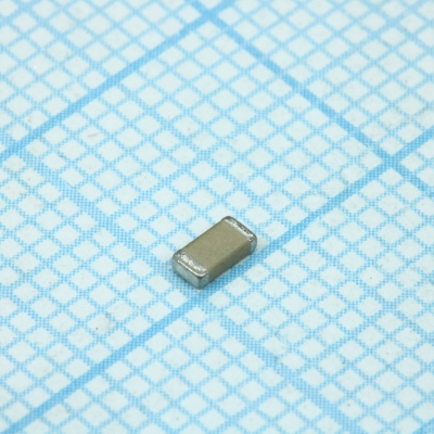 CC1206JRX7R9BB333