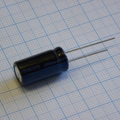 RD2A107M10020BB
