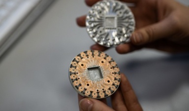 Китайские ученые совершили прорыв в создании квантовых чипов